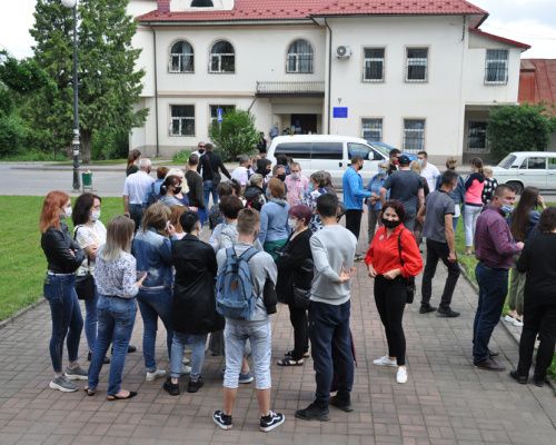 Підприємці Городенківщини протестують проти закриття закладів громадського харчування